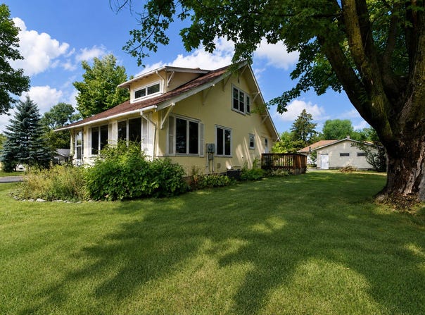 601 Summit Avenue NE, Staples, MN 56479
