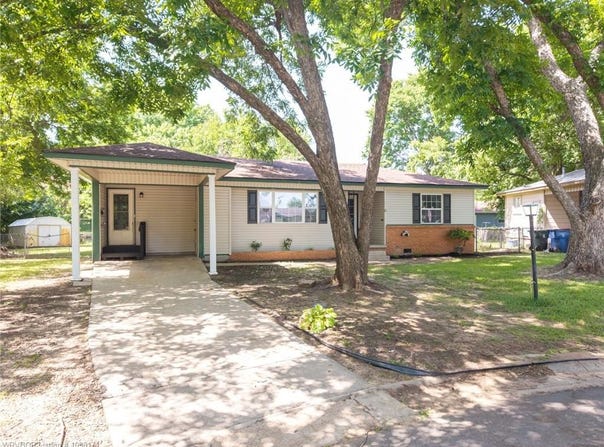 6 Raleigh CIR, Fort Smith, AR 72901