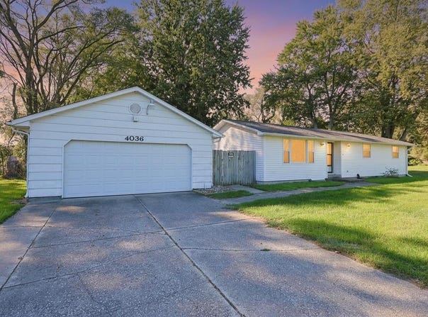 4036 E Empire Avenue, Benton Harbor, MI 49022
