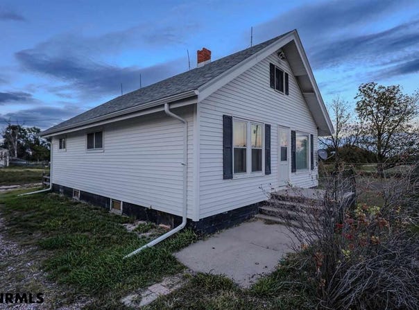 260558 CR W, Gering, NE 69341-0000