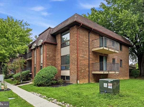 822-B PUTNAM Boulevard, WALLINGFORD, PA 19086