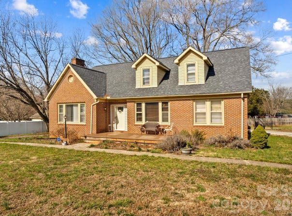 416 W Peeler Street, Salisbury, NC 28146