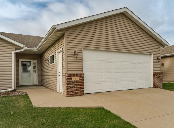 645 Ashley Lane, Owatonna, MN 55060