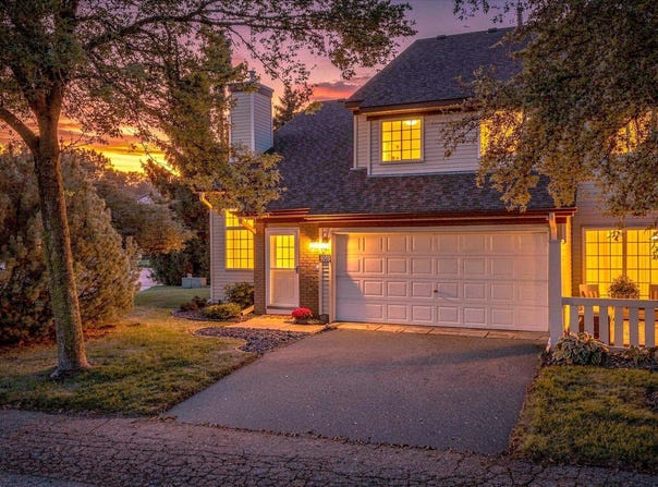 4068 Wilshire Circle, Shoreview, MN 55126
