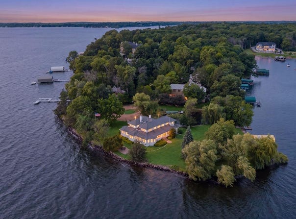 3845 Northome Road, Deephaven, MN 55391