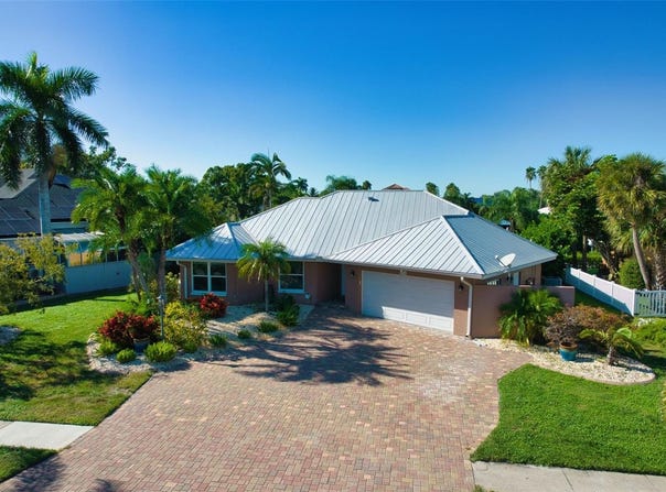 6604 BLACKFIN Way, APOLLO BEACH, FL 33572