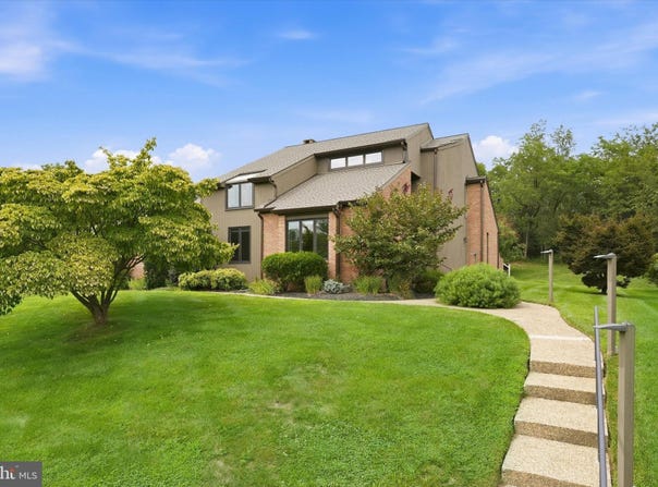 24 DOWNS Drive, WILMINGTON, DE 19807
