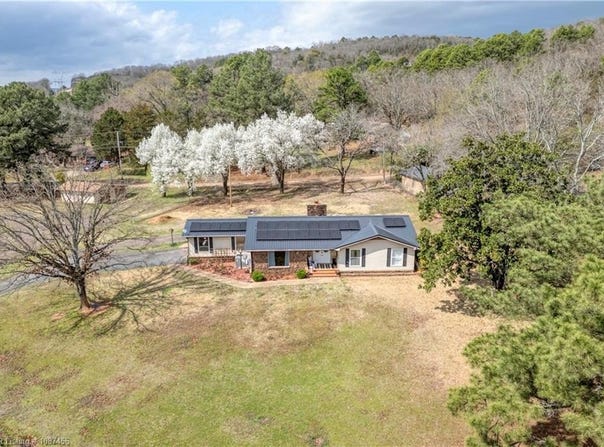 6323 Lock And Dam RD, Ozark, AR 72949
