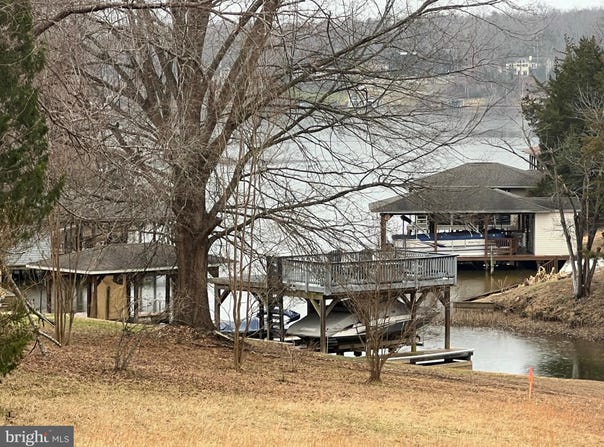 5400 SPINNAKER Way, MINERAL, VA 23117