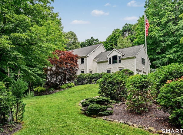 380 Black Rock Turnpike, Redding, CT 06896