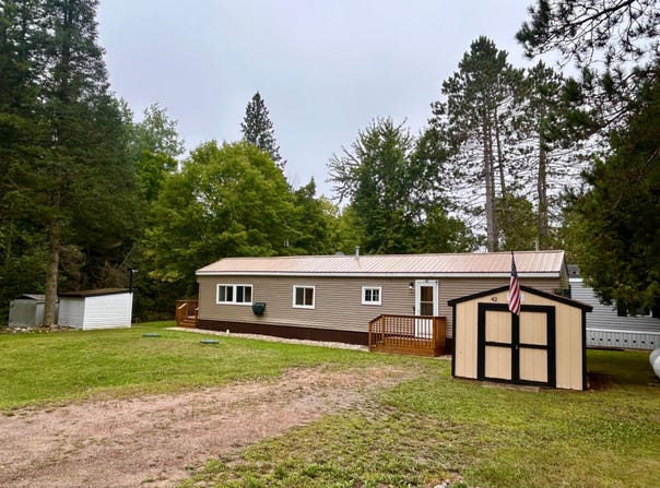 N11310 SHORE RD E, Pearson, WI 54462