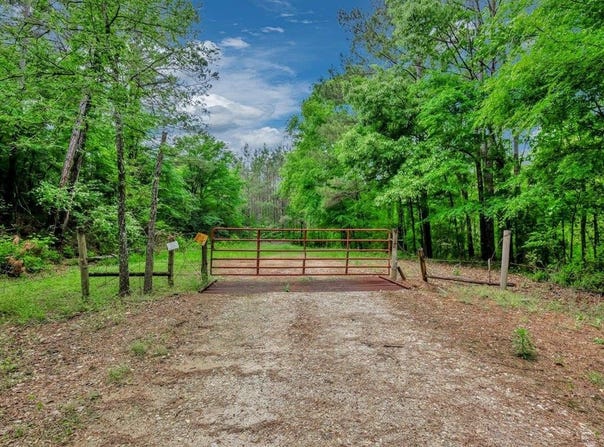 28160 FM 95 S, GARRISON, TX 75946