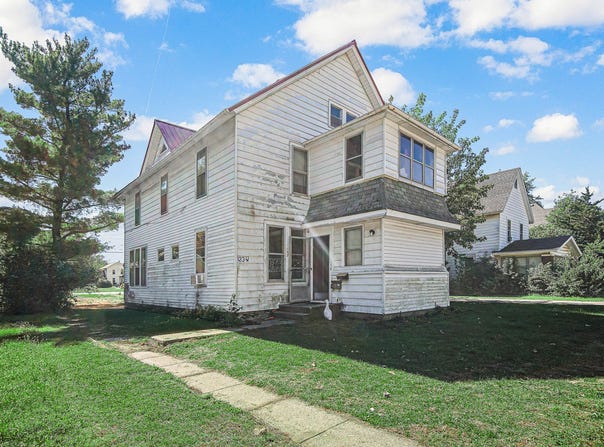 123 W Waupansie Street, Dwight, IL 60420
