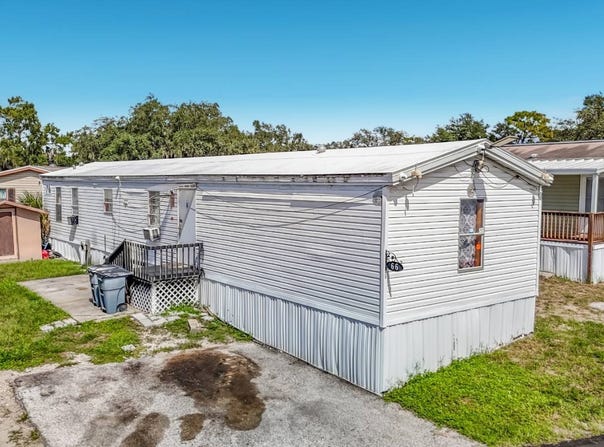 8518 Gibsonton Dr, Gibsonton, FL 33534