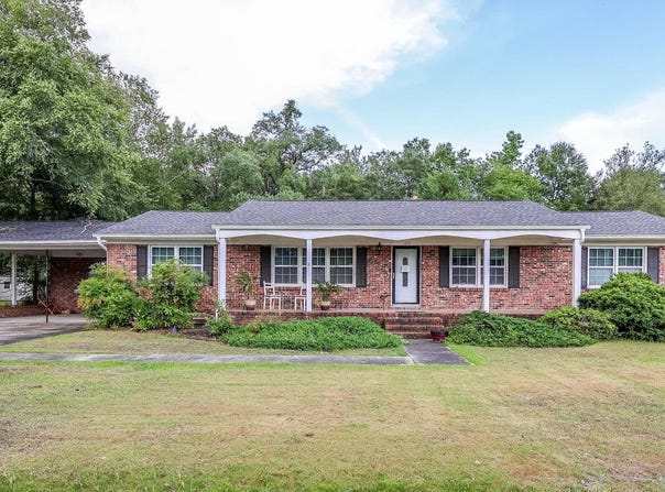 1872 E Marion St., Georgetown, SC 29440