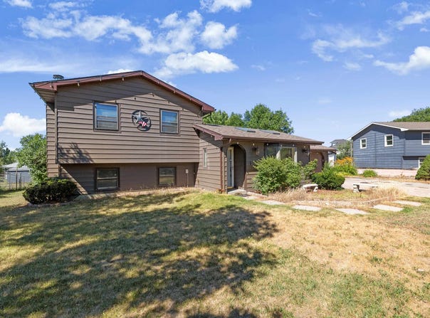 107 Thrush Court, Box Elder, SD 57719