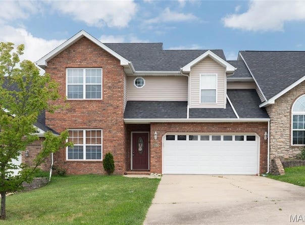 279 Carmel Valley Way, Saint Robert, MO 65584