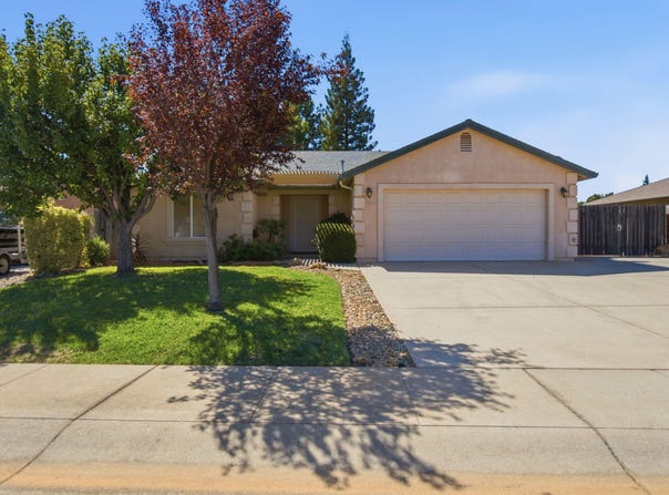 1081 Monterra Lane, Redding, CA 96002