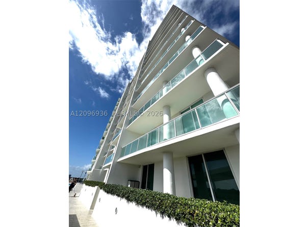 2525 SW 3rd Ave, Miami, FL 33129