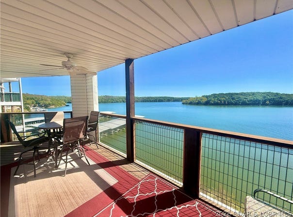 222 Park Place Lane, Kaiser, MO 65047