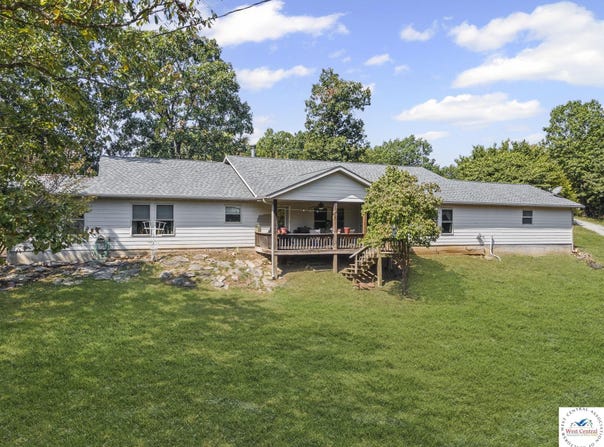 17537 Mockingbird Road, Warsaw, MO 65355