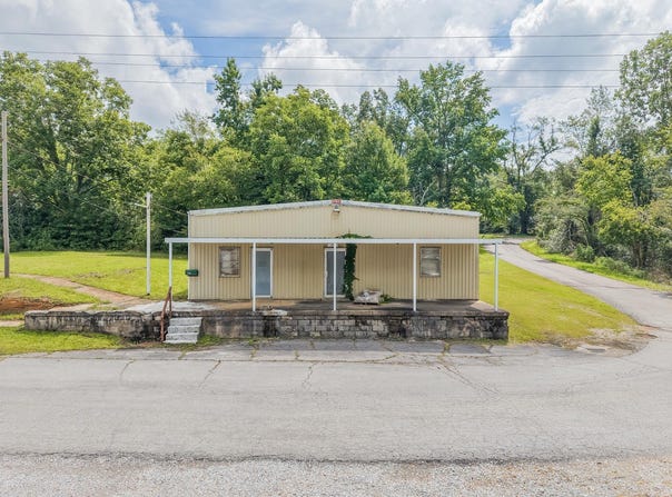 61 Alexander, Walnut, MS 38683