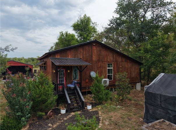 10534 Hwy 16, Combs, AR 72721