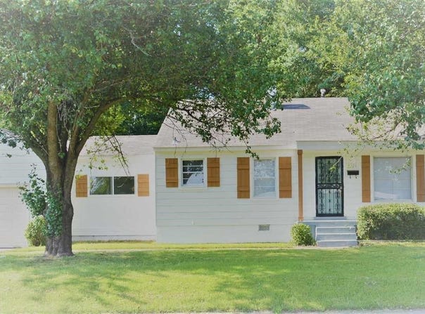 4390 WILLOW Rd, Memphis, TN 38117