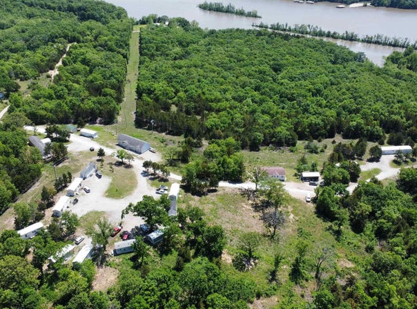 24736 HIGHWAY BB, Warsaw, MO 65355