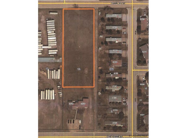 CHARLES ST, Cheyenne, WY 82001