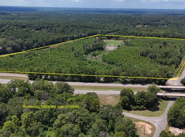 Frontage Dr W, Wiggins, MS 39577