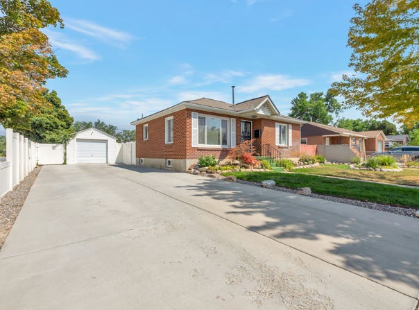 7391 S ELM St, Midvale, UT 84047