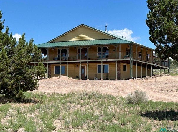 99 TEEPEE TR Rd, Quemado, NM 87829