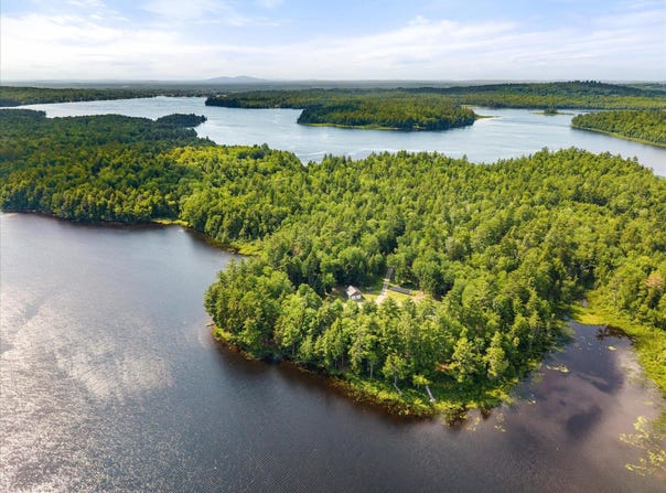 112 Dead Stream Road, Lincoln, ME 04457