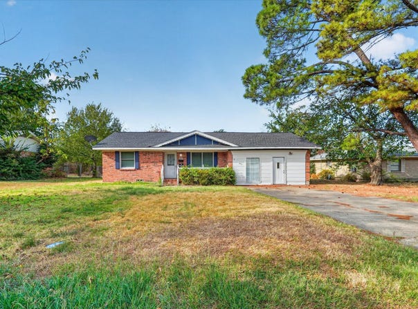 821 Circle Drive, Terrell, TX 75160