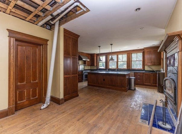 29 Gorham Street, Chelmsford, MA 01824
