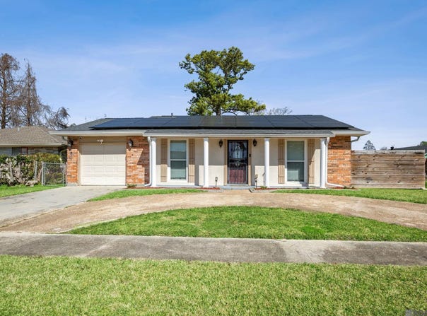 6148 ADAM DR, Marrero, LA 70072