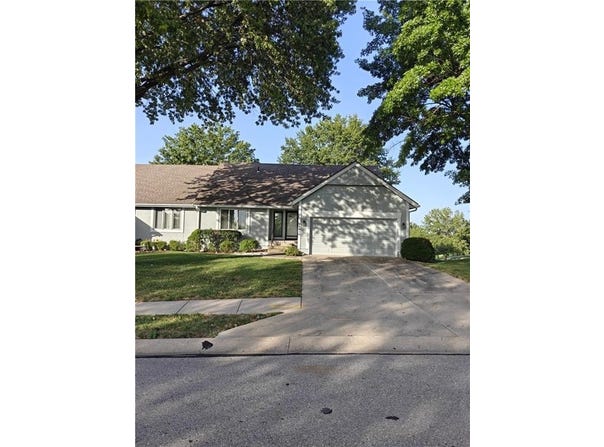 12036 E 86th Street, Kansas City, MO 64138