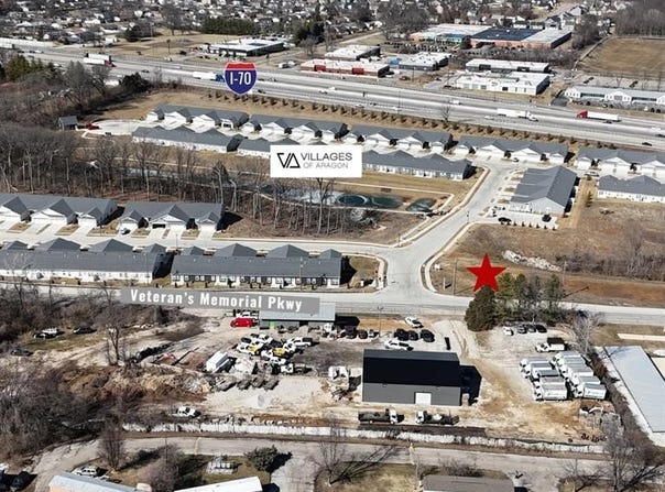 Veterans Memorial Parkway, O'Fallon, MO 63366