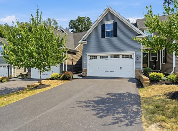 162 Providence Way, Whitehall, PA 15234