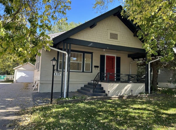 828 Chadron Avenue, Chadron, NE 69337