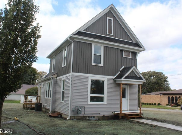 720 Bush Avenue, Garner, IA 50438