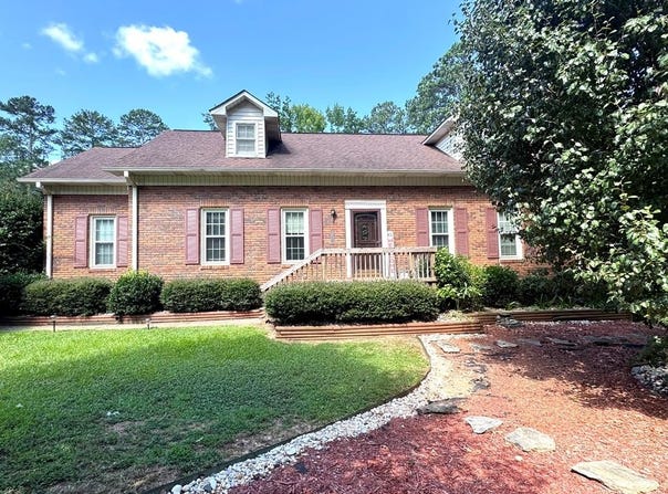 222 Chatham, Greenwood, SC 29649