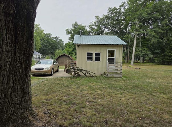 931 S Pierce Road, White Cloud, MI 49349