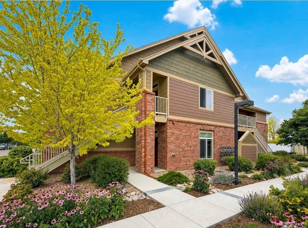 804 Summer Hawk Dr, Longmont, CO 80504