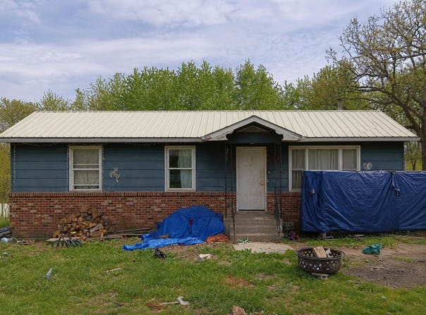 12404 St Highway C, Norwood, MO 65717