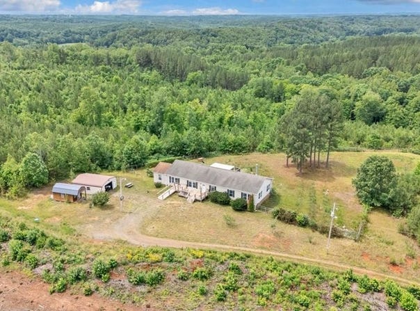 389 Kaye Trail Ln, Axton, VA 24055