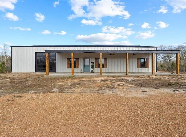 52 Jack Davis, Wiggins, MS 39577