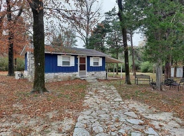 211 S Bayou Drive, Mountain View, AR 72560