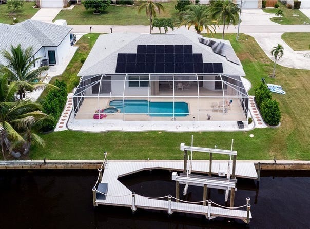 1210 SE 21st Avenue, Cape Coral, FL 33990